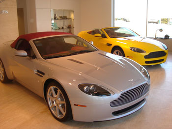 aston-martin-233905_350